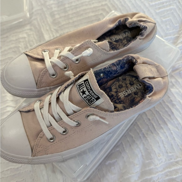 Converse Chuck Taylor All Star Light Pink Canvas Sneakers - Picture 8 of 9